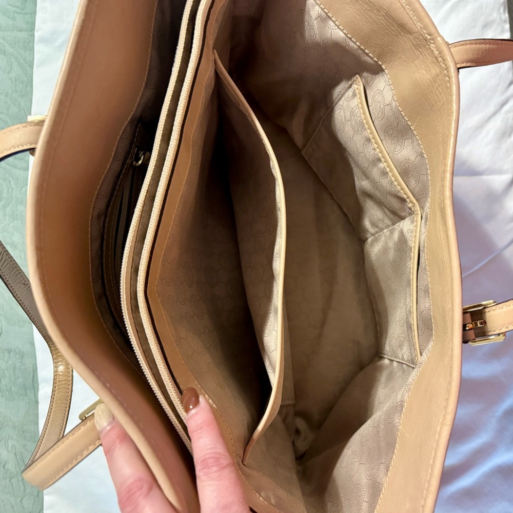 Michael Kors Jet Set Travel Checkered Tote Bag - Picture 9 of 16